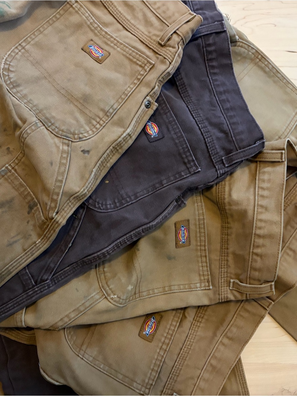 Dickies Men’s Cargo Jeans in Tan and Dark Brown 4 pair!